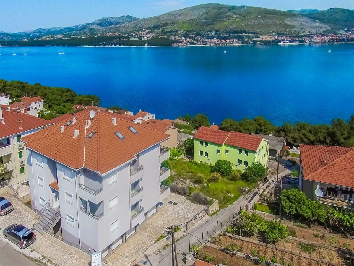 Apartments Maja Donji Okrug  Esterno foto